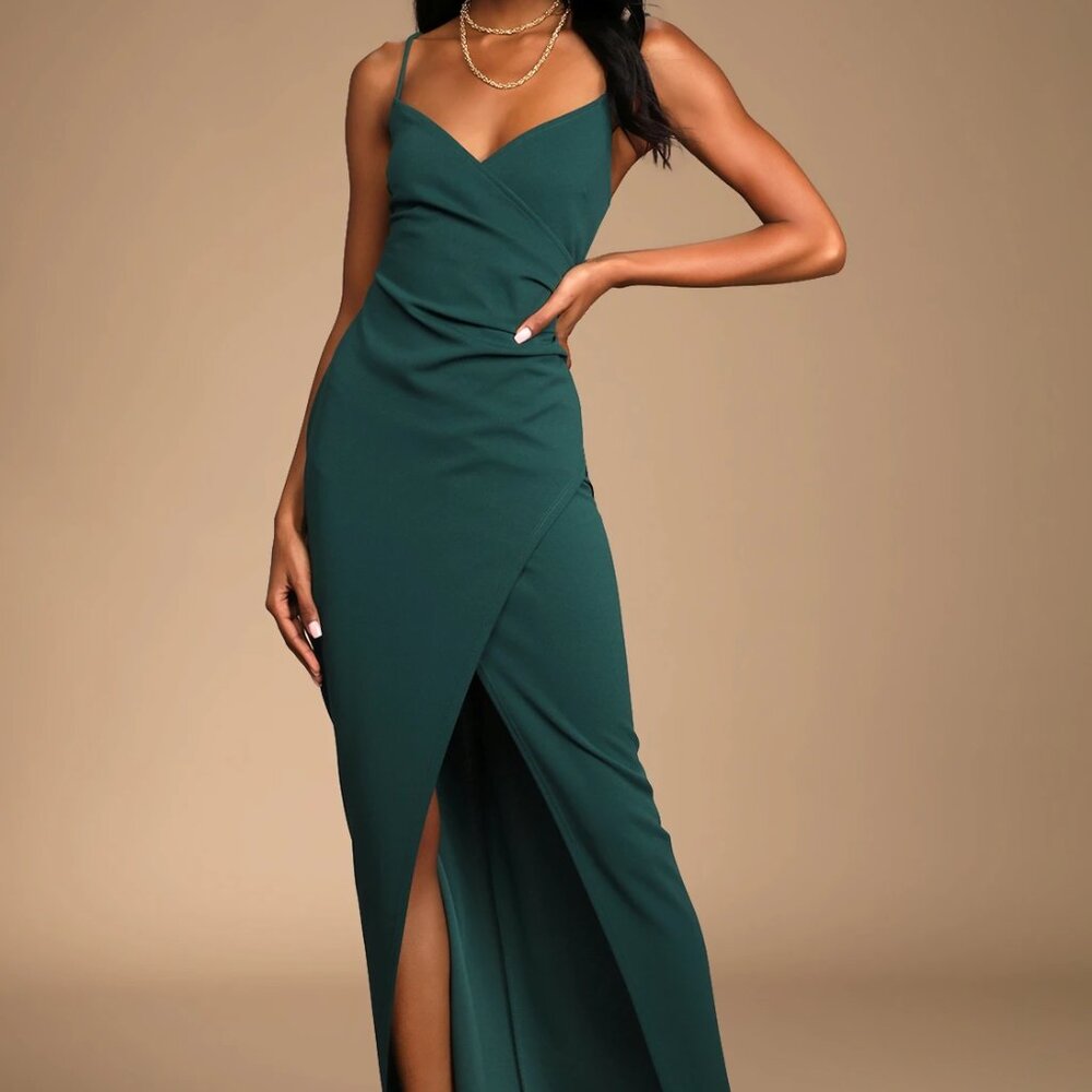 Lulu’s Green Wedding Guest Dress size medium